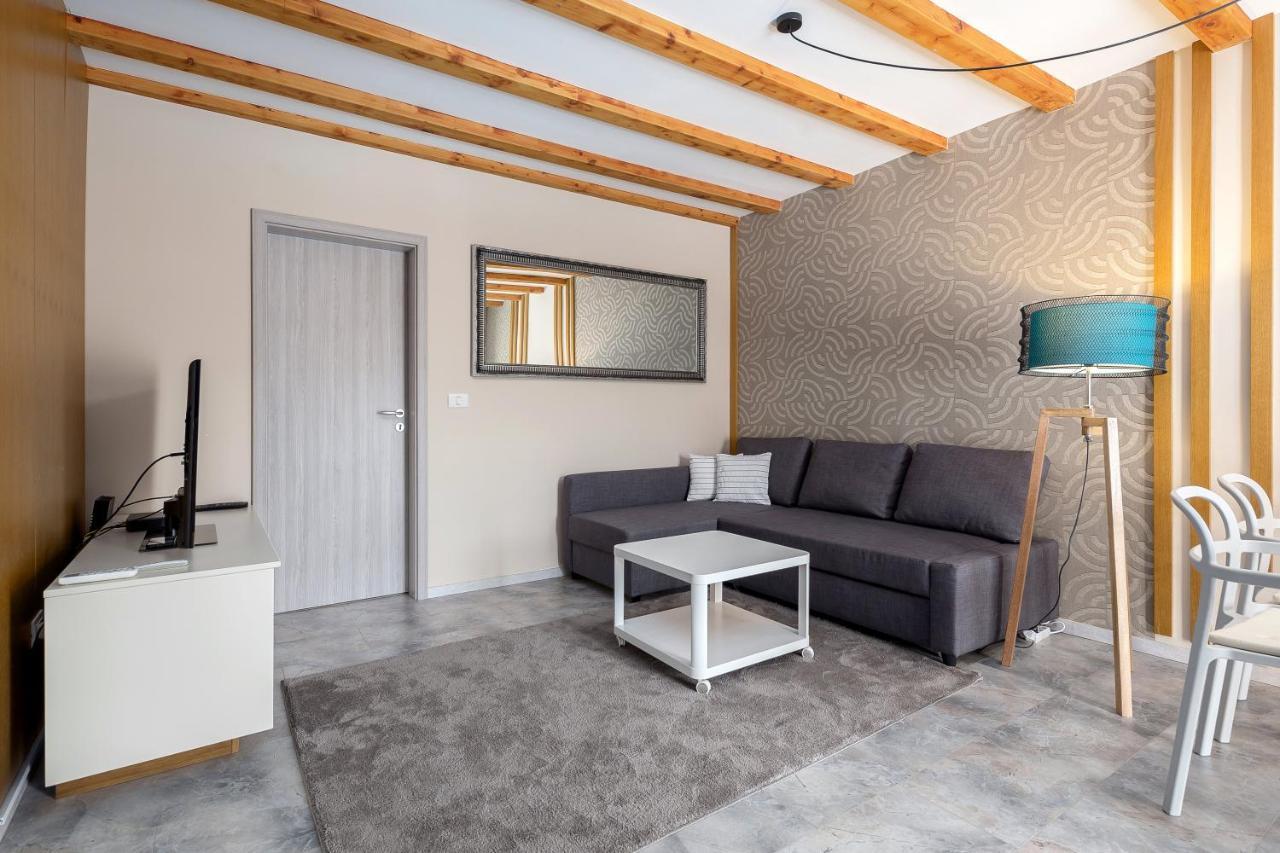 Apartma Tinkara